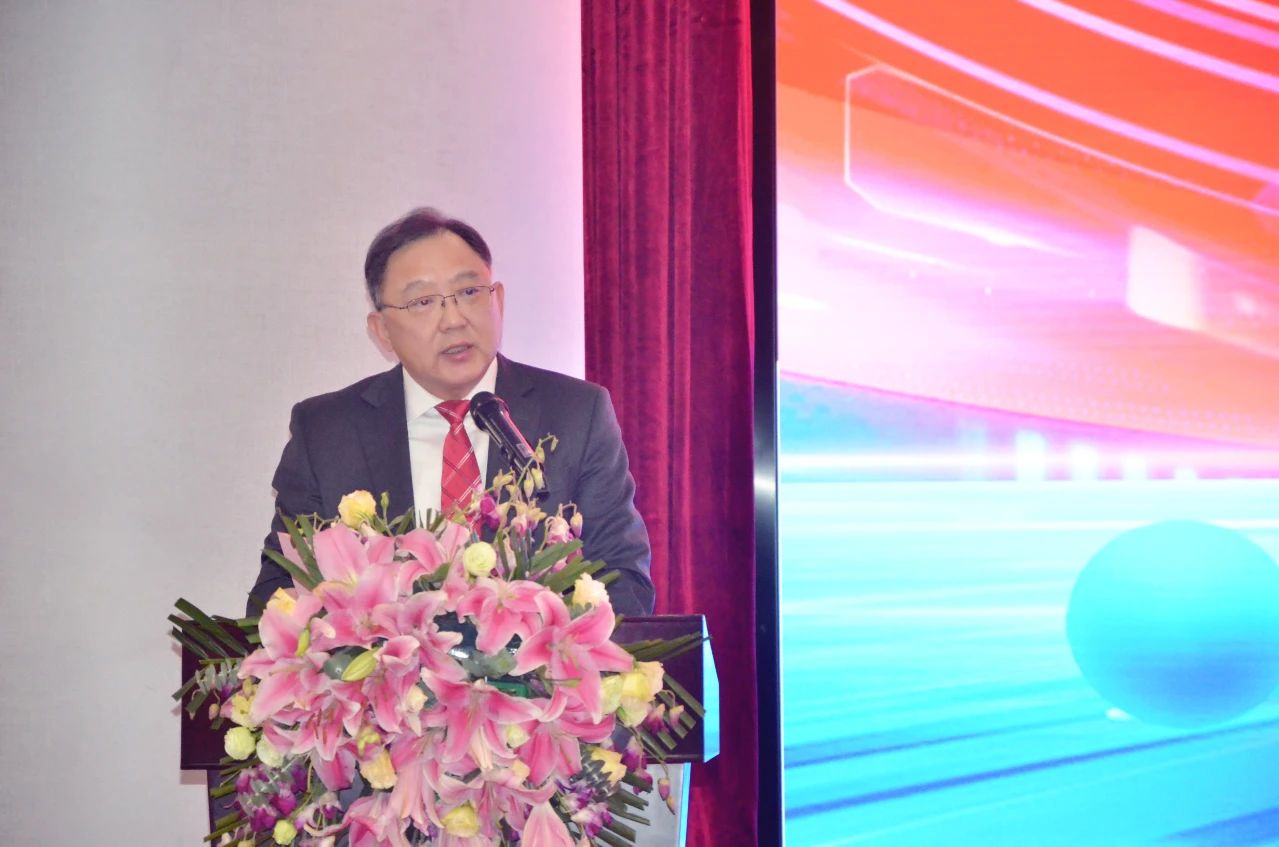 “凝心聚力，厚積薄發”——三聚陽光舉辦2025年新春年會
